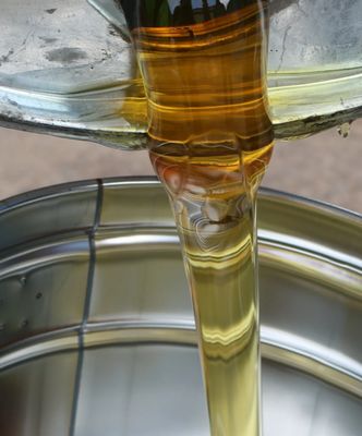 Polyamide Epoxy Curing Agent D115 with 100% Solid Content Yellowish Transparent Liquid and Low Molecular Weight for Marine Coatings